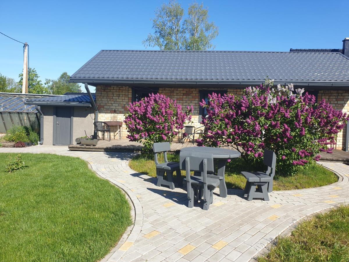 Guest House Kajaki-Рагациемс Екстериор снимка