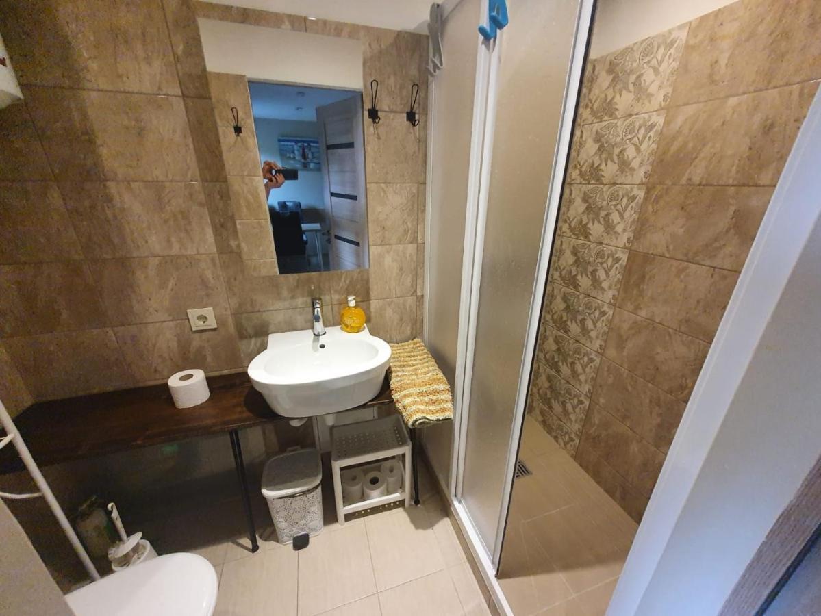 Guest House Kajaki-Рагациемс Екстериор снимка