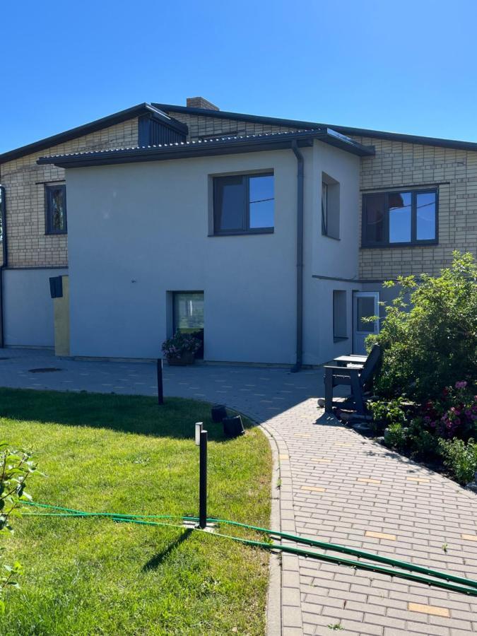 Guest House Kajaki-Рагациемс Екстериор снимка