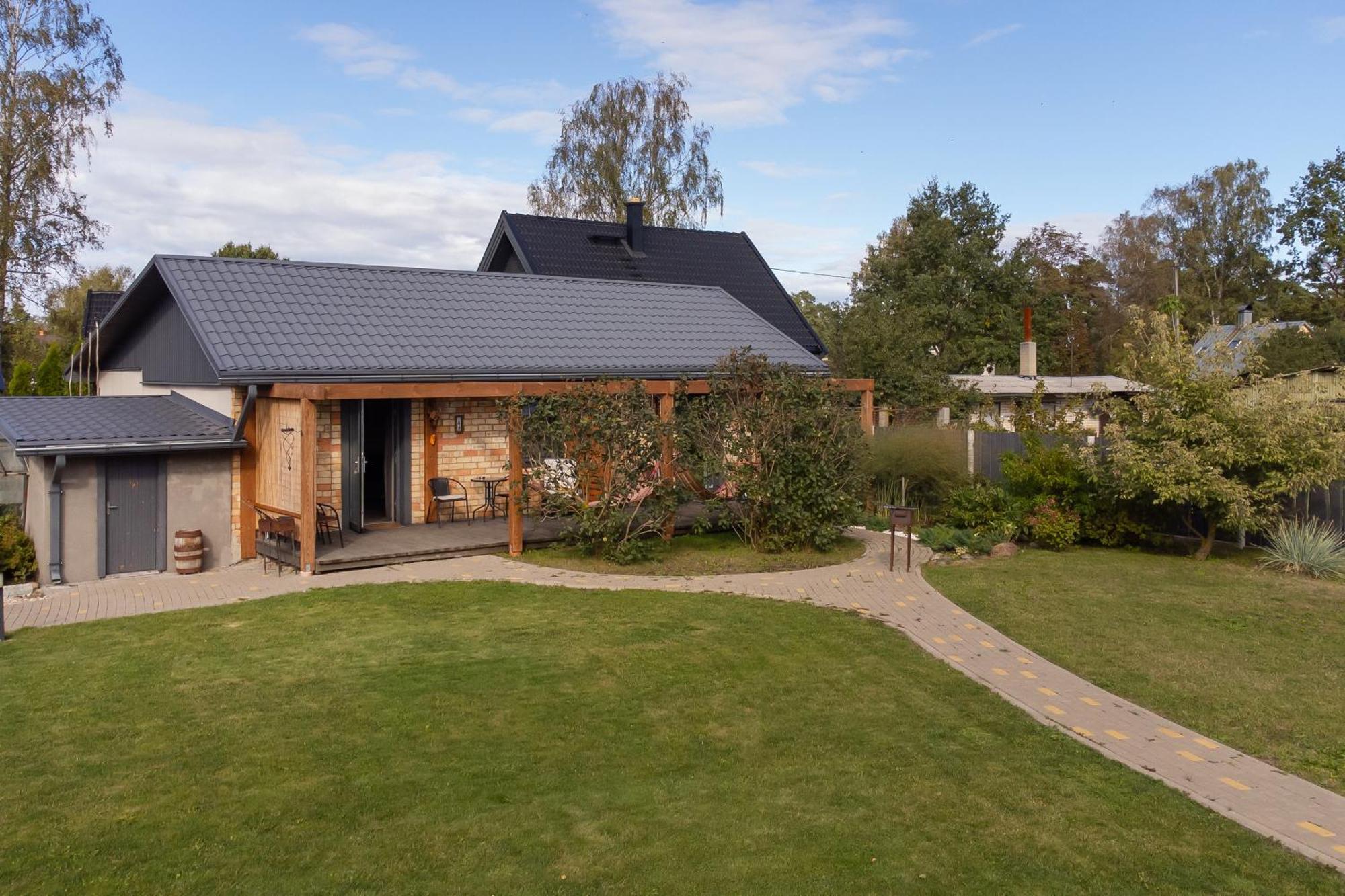 Guest House Kajaki-Рагациемс Екстериор снимка