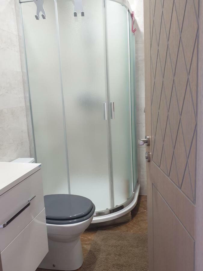 Guest House Kajaki-Рагациемс Екстериор снимка